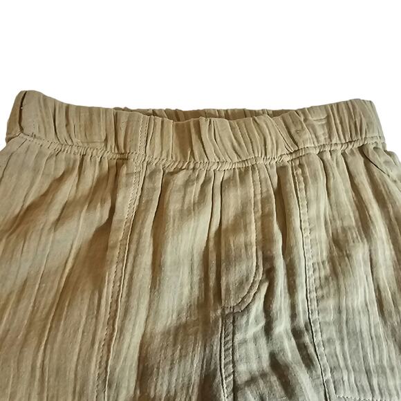 DKNY Kids Boys size 10 100% Slub Cotton 2 Pockets Lined Tan Shorts Pull On NWOT - Picture 3 of 6